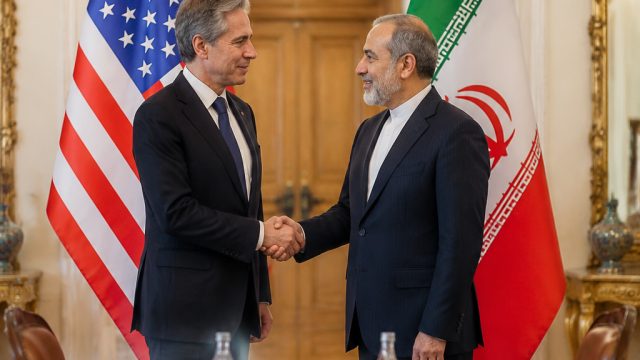Positive Steps in U.S.-Iran Relations Following Nuclear Talks | bubble shooter 3 online free, puncak