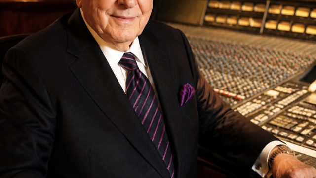 The Legacy of Clive Davis: A Tribute to a Music Icon