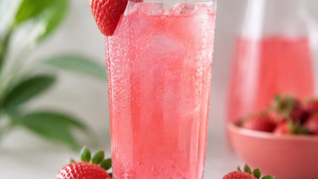 Tango Diversifies Its Beverage Selection with New Strawberry Flavor | poker offline, dewa88